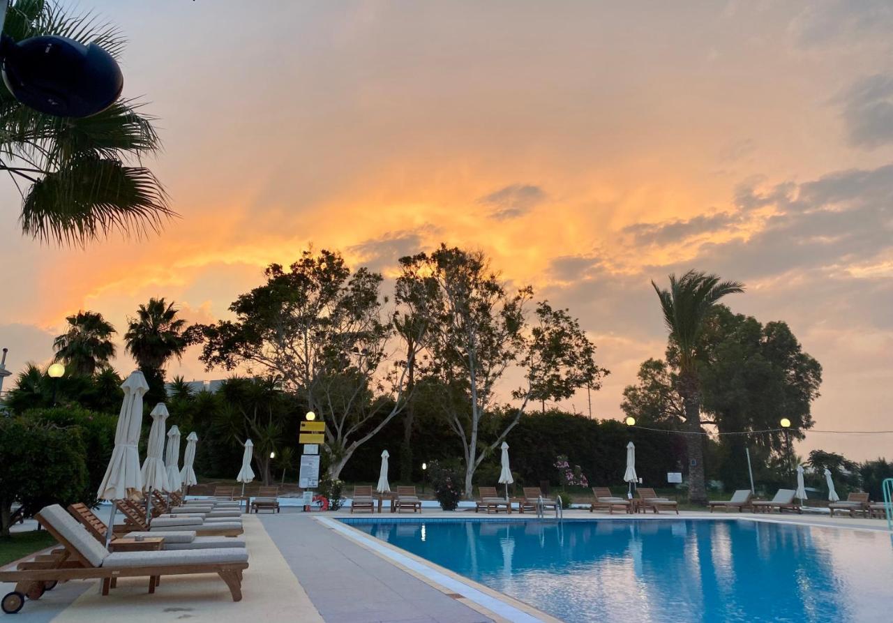 Adelais Bay Hotel بروتاراس المظهر الخارجي الصورة