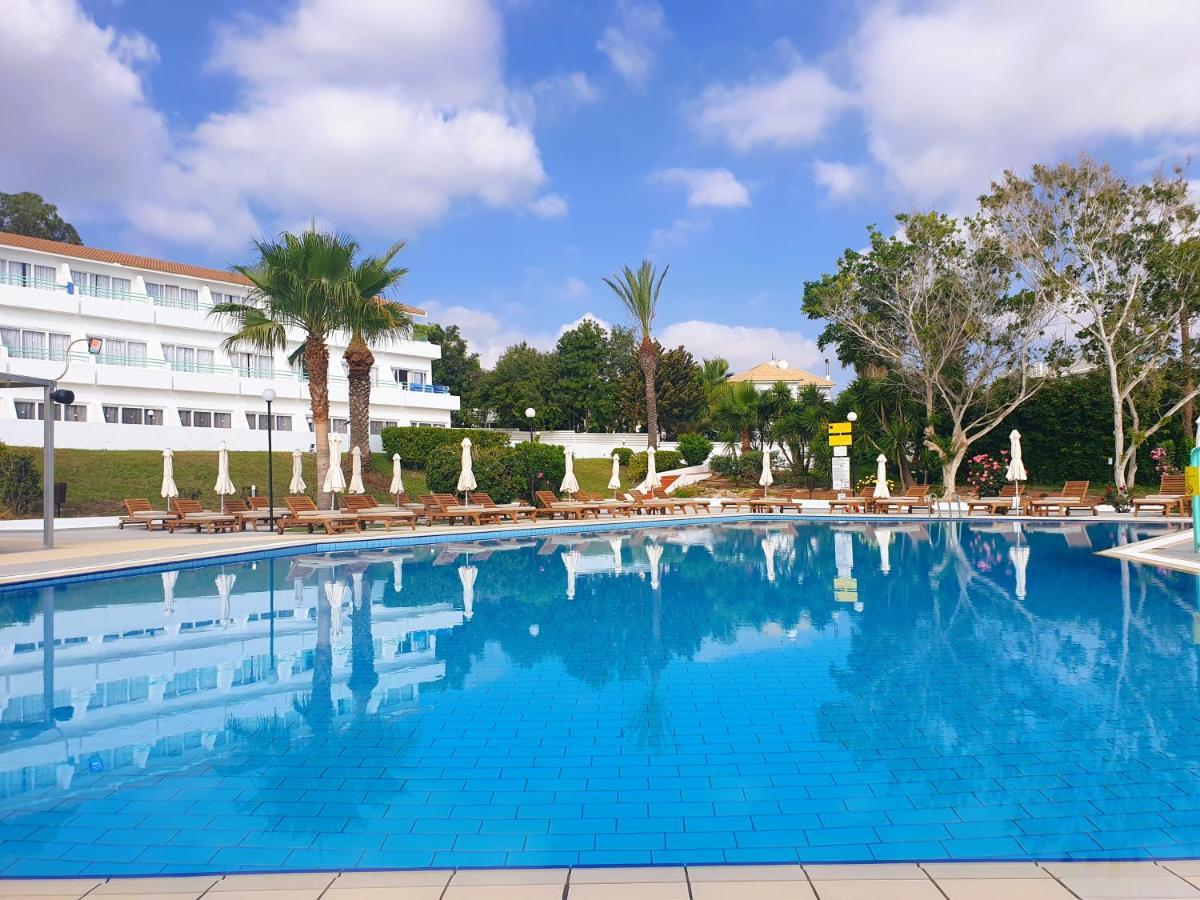 Adelais Bay Hotel بروتاراس المظهر الخارجي الصورة
