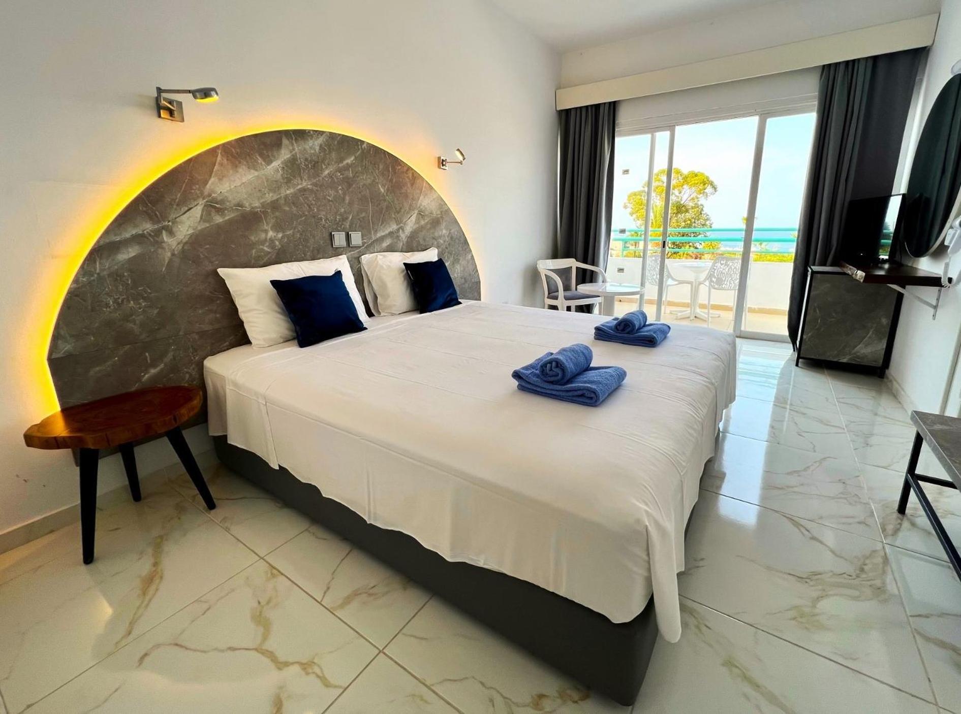 Adelais Bay Hotel بروتاراس المظهر الخارجي الصورة